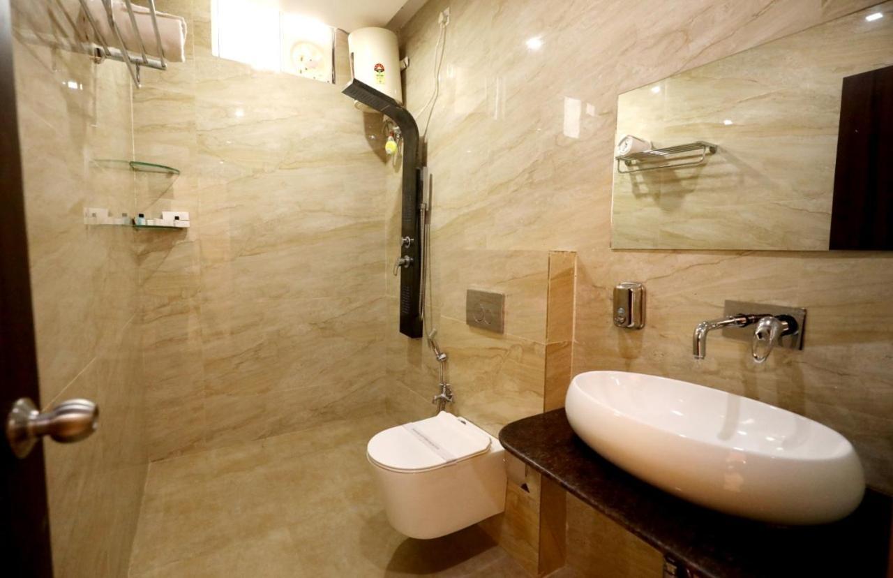 Hotel Yuvraj Grand Jabalpur Exterior photo